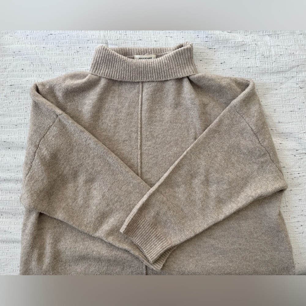 Max Studio Soft Knit Sweater - Picture 12 of 15